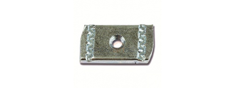 Гайка для подвешивания профиля М6х40